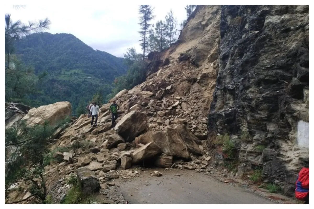 cloud burst at kullu(credit: India.com)